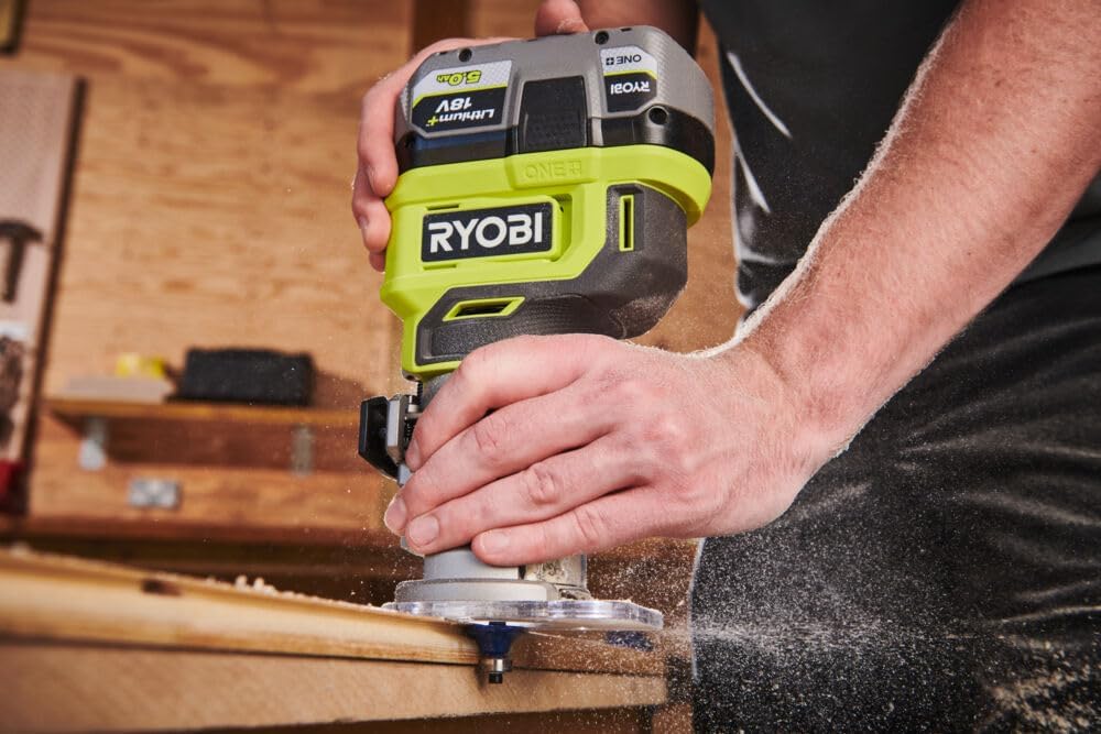 RYOBI 18 V ONE+ Akku-Kantenfräser RTR18-0 (mit 6 Geschwindigkeitsstufen, Max. Spanndurchmesser 6 & 6