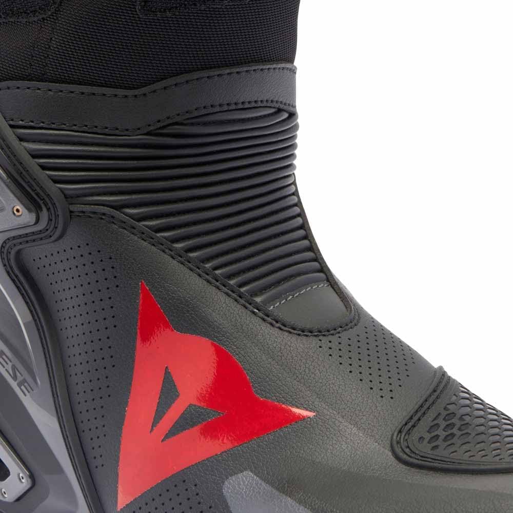 Dainese Axial 2 Air Boots Racing Stiefel 40 EU Schwarz Rot, 40 EU Schwarz Rot