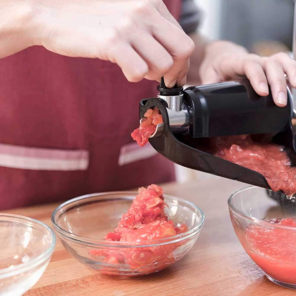 Black+Decker | Fleischwolf | BXMMA1000E | 1000W Leistung | Edelstahl | Aufsatz für Tomatensauce, spe