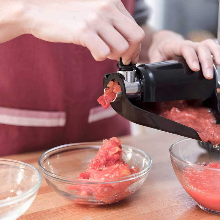Black+Decker | Fleischwolf | BXMMA1000E | 1000W Leistung | Edelstahl | Aufsatz für Tomatensauce, spe