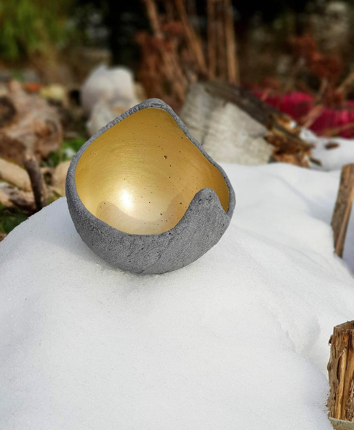 Lichtschale hellgold - S (15cm) - Beton schwarz - grau - Unikat handmade - Windlicht - Geburtstagsge