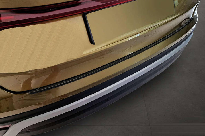 Ladekantenschutz aus Edelstahl in anthrazit mit 3D Abkantung passend für Skoda Kodiaq II ab 12/2023