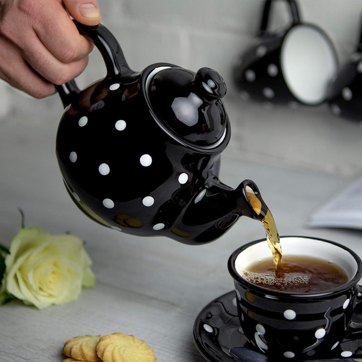 City to Cottage® - Teekanne Kaffeekanne für 2 Tassen | Schwarz und Weiss | Polka Dots | Handgemacht