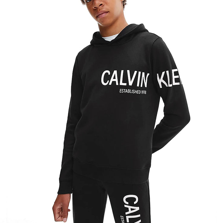 Calvin Klein Jungen Pullover Kapuze Inst Hero Logo Hoodie Gr. 8 Jahre Schwarz