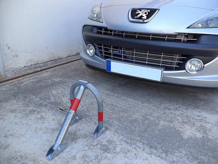 SNS SAFETY LTD Parkplatzsperre Klappbar, aus verzinktem Stahlrohr 32 mm, mit 3 Beinen, Vorhängeschlo