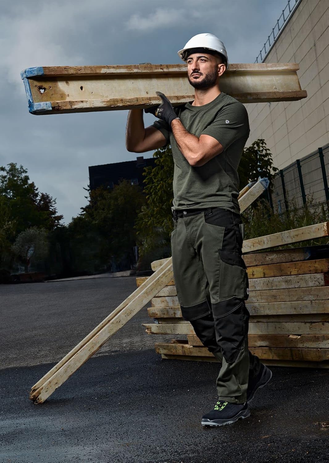 BP 1820-565-7332-48s Arbeitshose für Männer, Höhere Taille am Rücken, 285,00 g/m² Stoffmischung mit