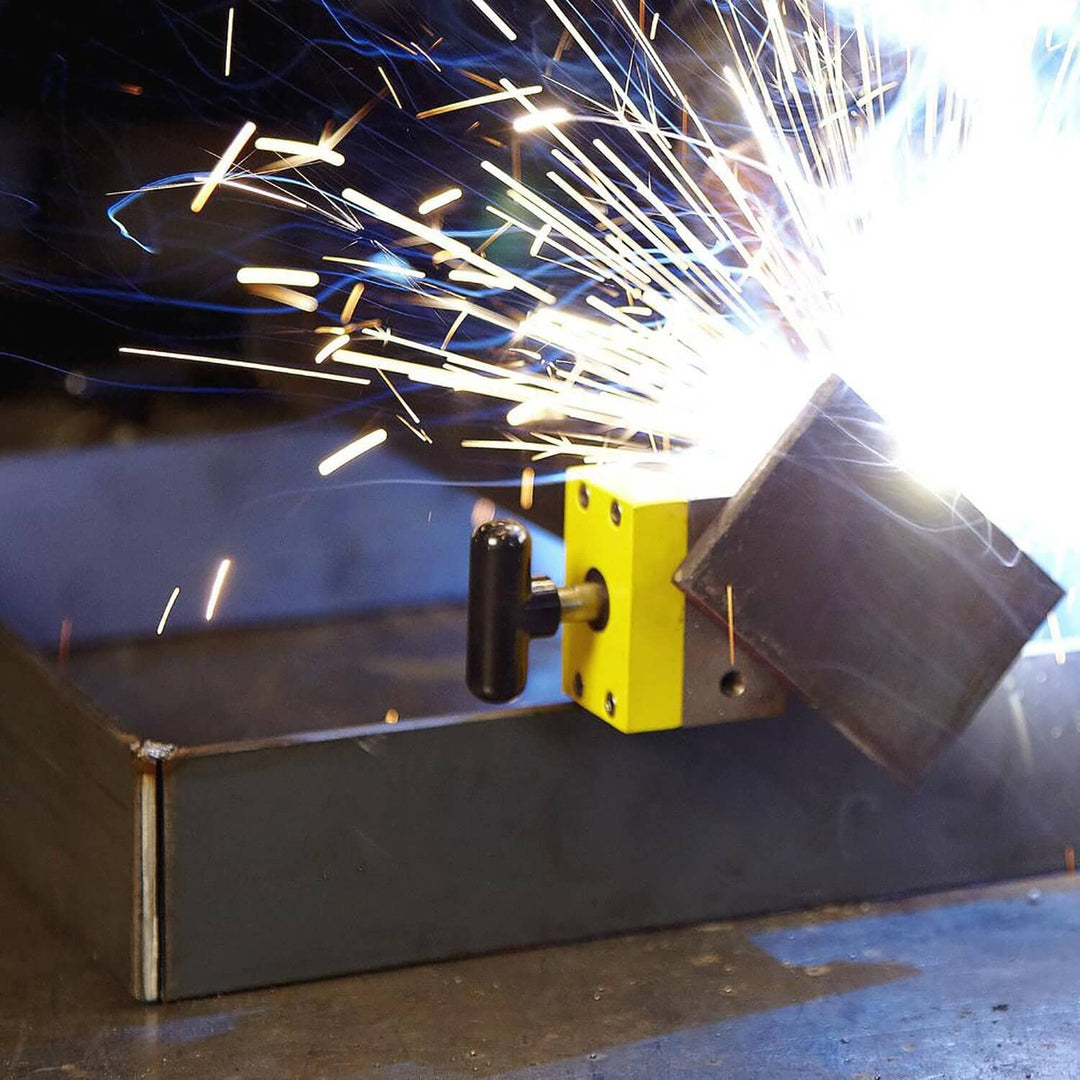 Magswitch MagSquare 165 – Schaltbarer Schweissmagnet – 69 kg Haltekraft – 90° Winkelmagnet – Magneti