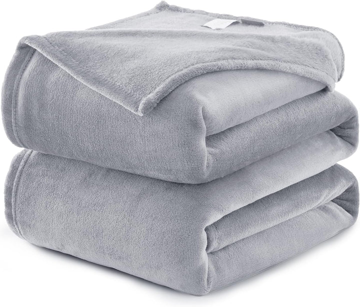 WAVVE Kuscheldecke Flauschig Decke Fleecedecke - Sofadecke Hellgrau 220x240 cm Wohndecke Couchdecke