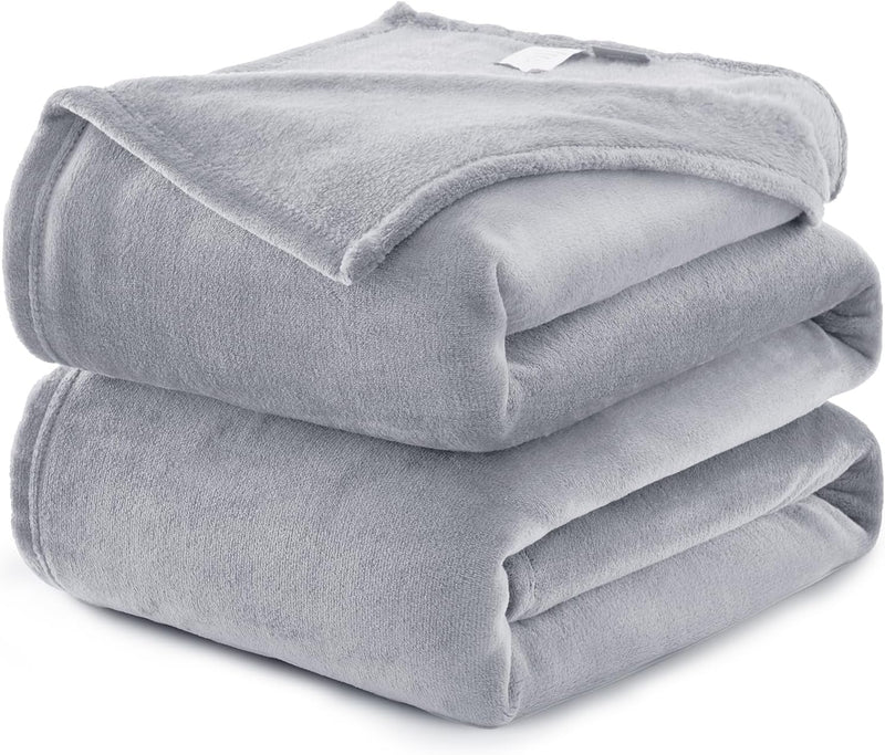 WAVVE Kuscheldecke Flauschig Decke Fleecedecke - Sofadecke 230x270 cm Wohndecke Couchdecke, Hellgrau