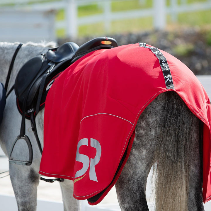 Sunride Abschwitzdecke für Pferde (Boston) aus Softshell mit Fleece - schnelltrocknend, reflektieren