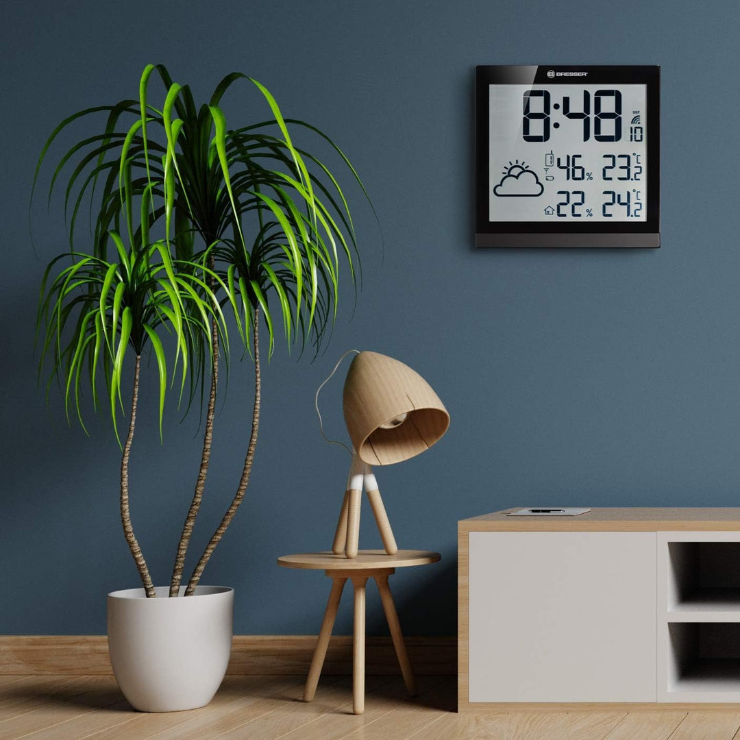 Bresser Wanduhr Wetterstation Funk mit Aussensensor TemeoTrend JC mit DCF Funkuhr mit grosser Anzeig