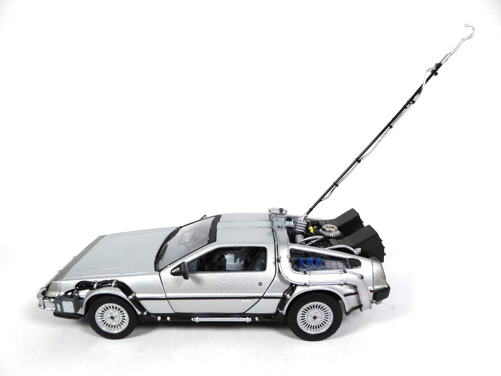 OPO 10 - Welly - Lot von 4 Delorean-Autos von Back to The Future - Filmen - Massstab 1:24 (Ref: L4)