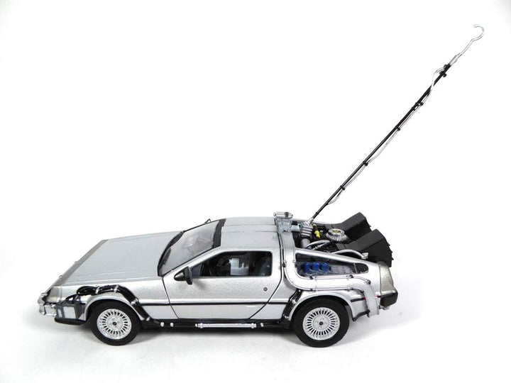 OPO 10 - Welly - Lot von 3 Delorean-Autos aus Back to The Future-Filmen - Massstab 1:24 (Ref: L3)