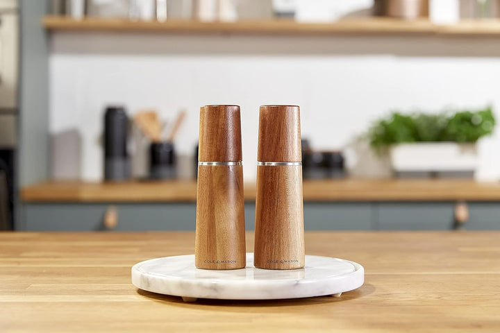 Cole & Mason Marlow Acacia Salzmühle und Pfeffermühle Holz, 2er Set, Akazienholz, 18.5cm, Gewürzmühl