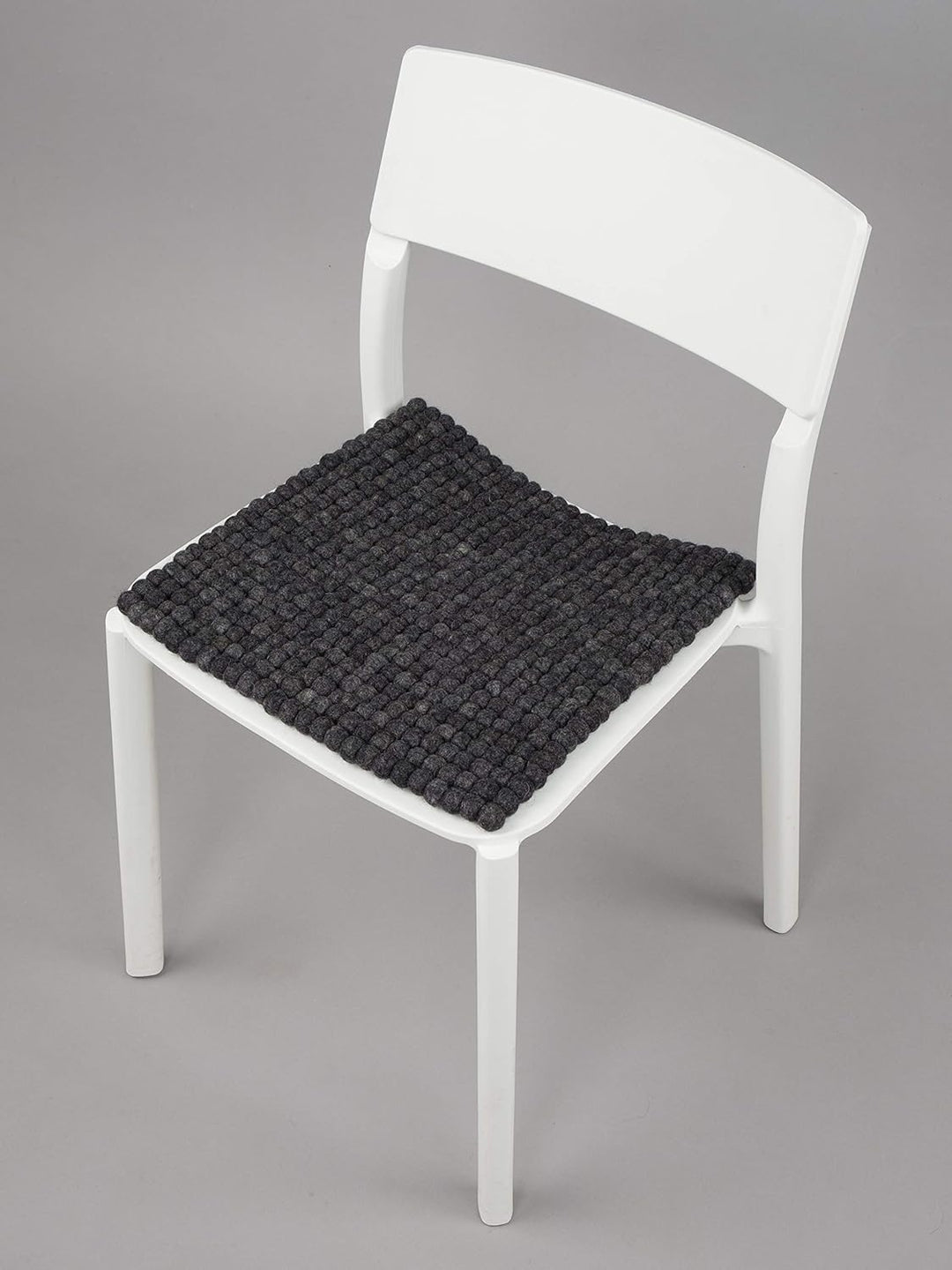 myfelt Filzkugel Sitzauflage Stuhlauflage - Hugo - 36x36 cm, anthrazit, Anthrazit