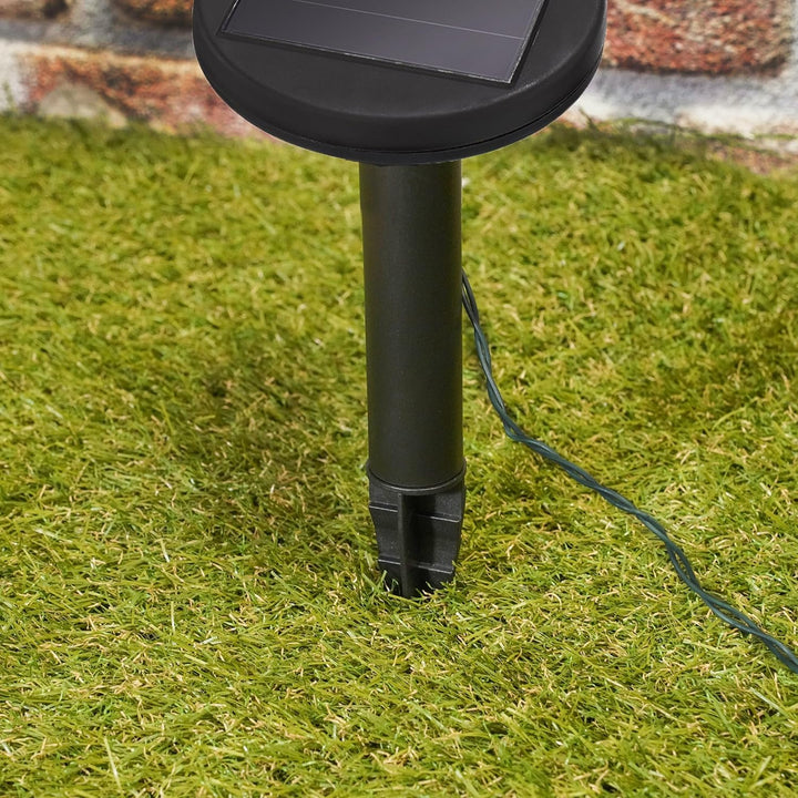 Esotec Solar Lichterkette, 6m, 60 LEDs, warmweiss, Zuleitung 2m, Akku, Solarmodul, Erdspiess, Aussen