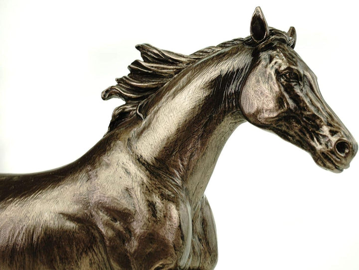 Unbekannt Veronese Figur Pferd über Wiese galoppierend 35 cm Hengst Dekoration Horse Tierfigur