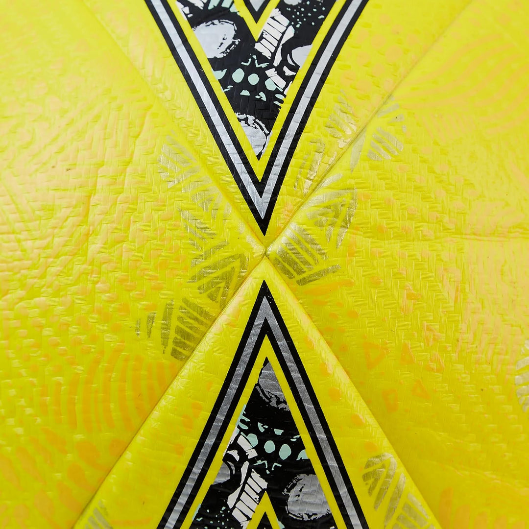 Mitre Ultimatch Fussball | verbesserte Ballkontrolle | äusserst strapazierfähig | noch mehr Präzisio