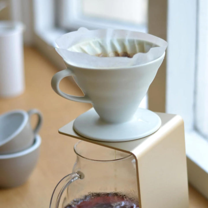 Hario VDCR-02R V60 02 Kaffee-Tropfer Keramik rot Kaffee-Tropfer für 1-4 Tassen Rot/Ausflug, Einfarbi