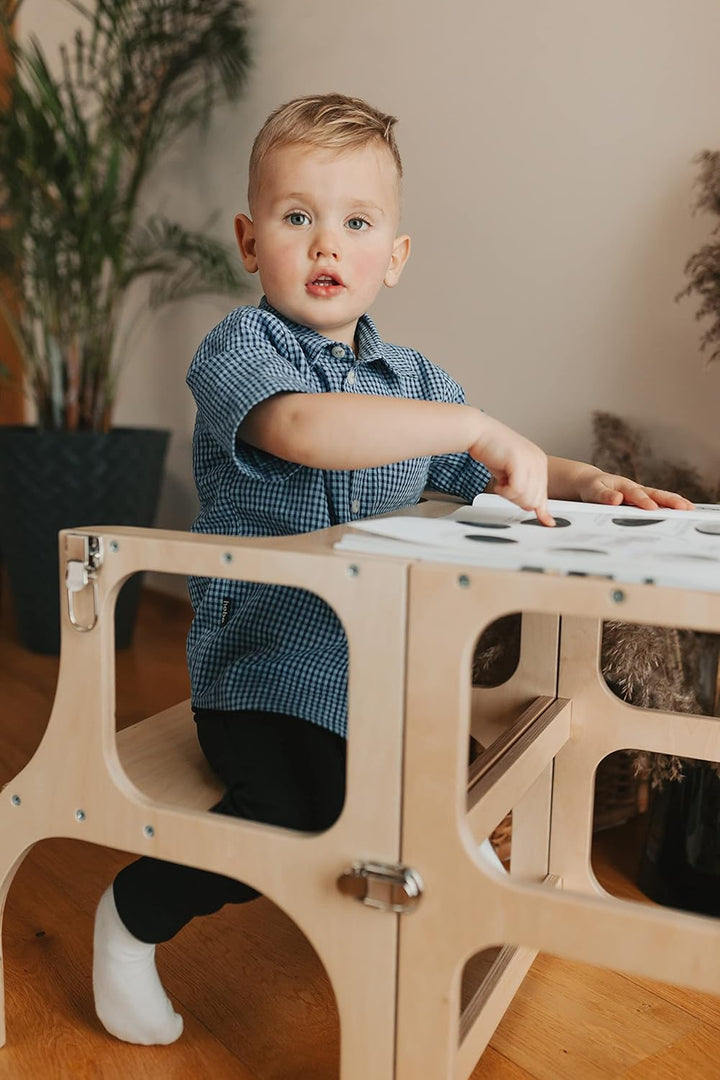 Klappbarer Lernturm mit Sitzfunktion, 45 cm Stehhöhe, Step’n’Sit, Lernturm mit Sitz und Tisch umklap