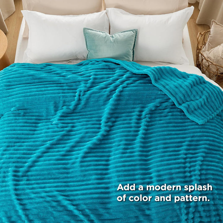 BEDSURE Kuscheldecke für Zimmer Deko - Wolldecke & Fleecedecke, Sofadecke, Weiche Warme Grobe Kordde