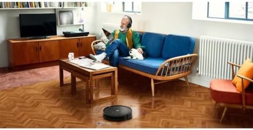 iRobot Roomba Combo Essential Saug- und Wischroboter (Y0110), leistungsstarkes Saugen und Wischen, 3