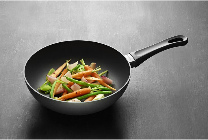 SCANPAN Classic Wokpfanne Induction 24 cm | Multifunktionale Wok-Pfanne | Stratanium+ Antihaftbeschi