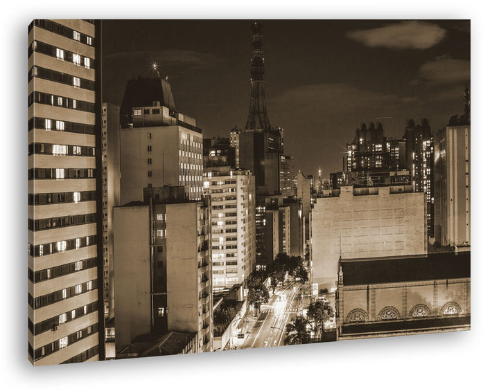 hellerleuchteten Strassen der Stadt Format: 100x70 Effekt: Sepia als Leinwand, Motiv fertig gerahmt