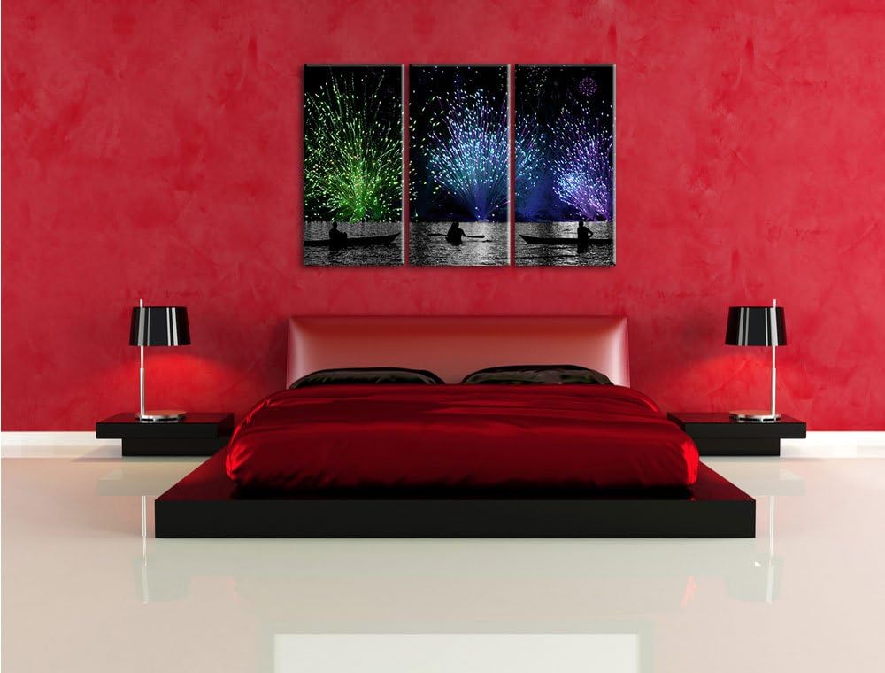 Pixxprint Feuerwerk auf dem Wasser / 3-Teilig/Gesamtmass 120cm Leinwandbild bespannt auf Holzrahmen/