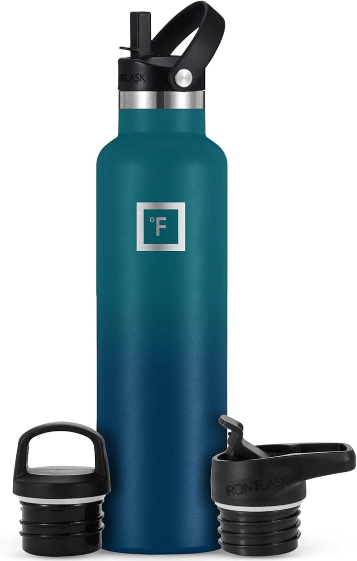 IRON °FLASK Sportwasserflasche - 710 ml, 3 Deckel (Strohdeckel), vakuumisolierter Edelstahl, heiss k