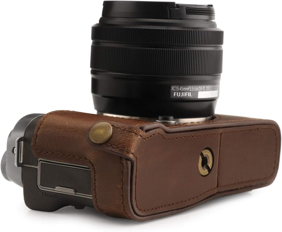 MegaGear Ever Ready Leder Kamera Halbtasche mit Trageriemen kompatibel mit Fujifilm X-A7 Dunkelbraun