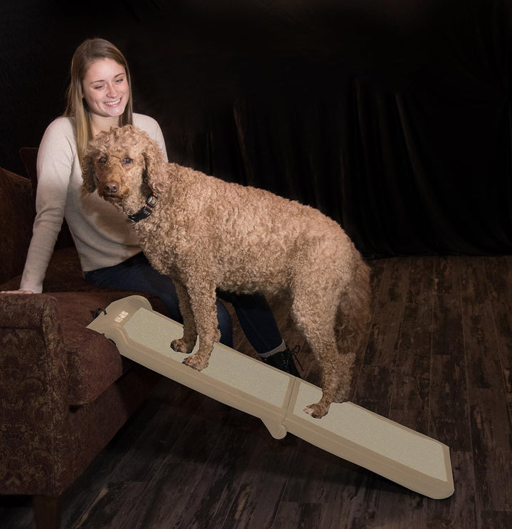 Pet Gear Doppelfaltbare halbe Rampe für den Innenbereich, Tan Bi-Fold Half Ramp 42" L, Tan, Bi-Fold