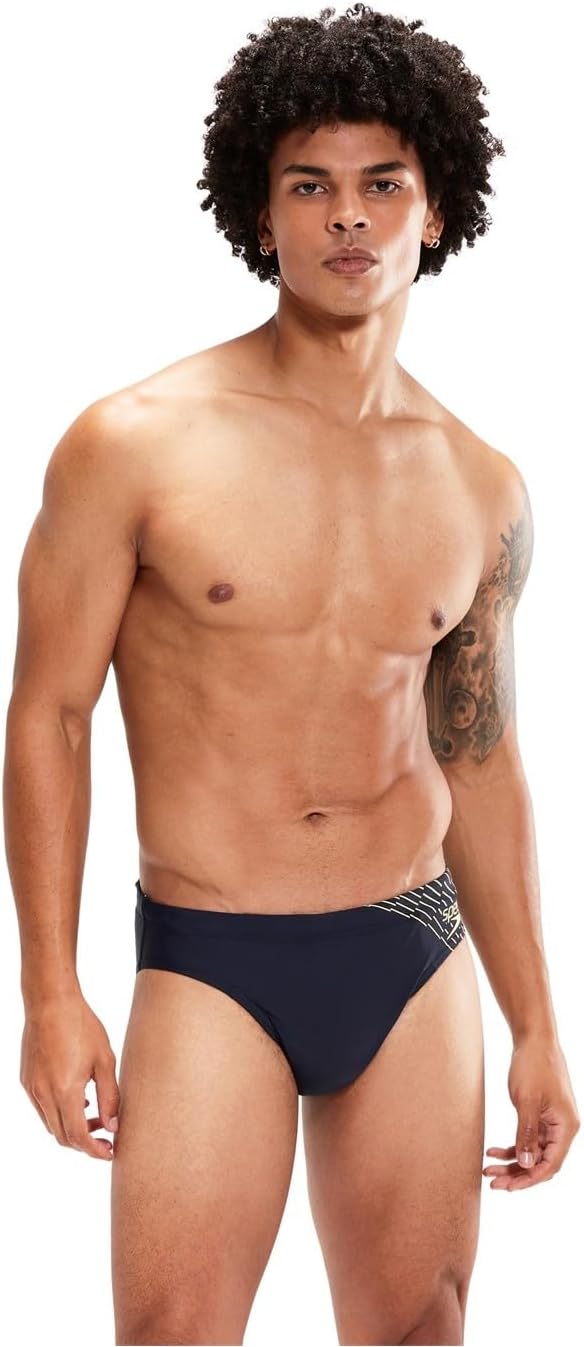 Speedo Medley Logo 7CM BRF AM Navy/Green True Navy/Spritz 3 176 True Navy/Spritz 3, 176 True Navy/Sp