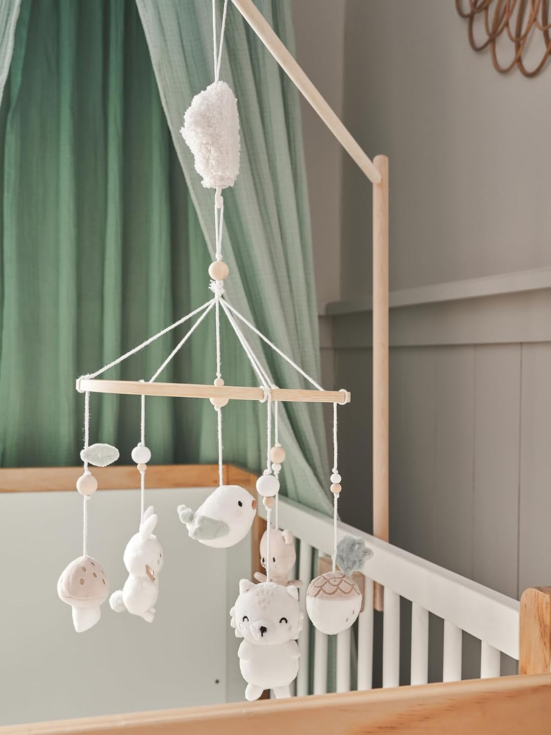 VERTBAUDET Baby Musik-Mobile WALDSPAZIERGANG salbeigrün