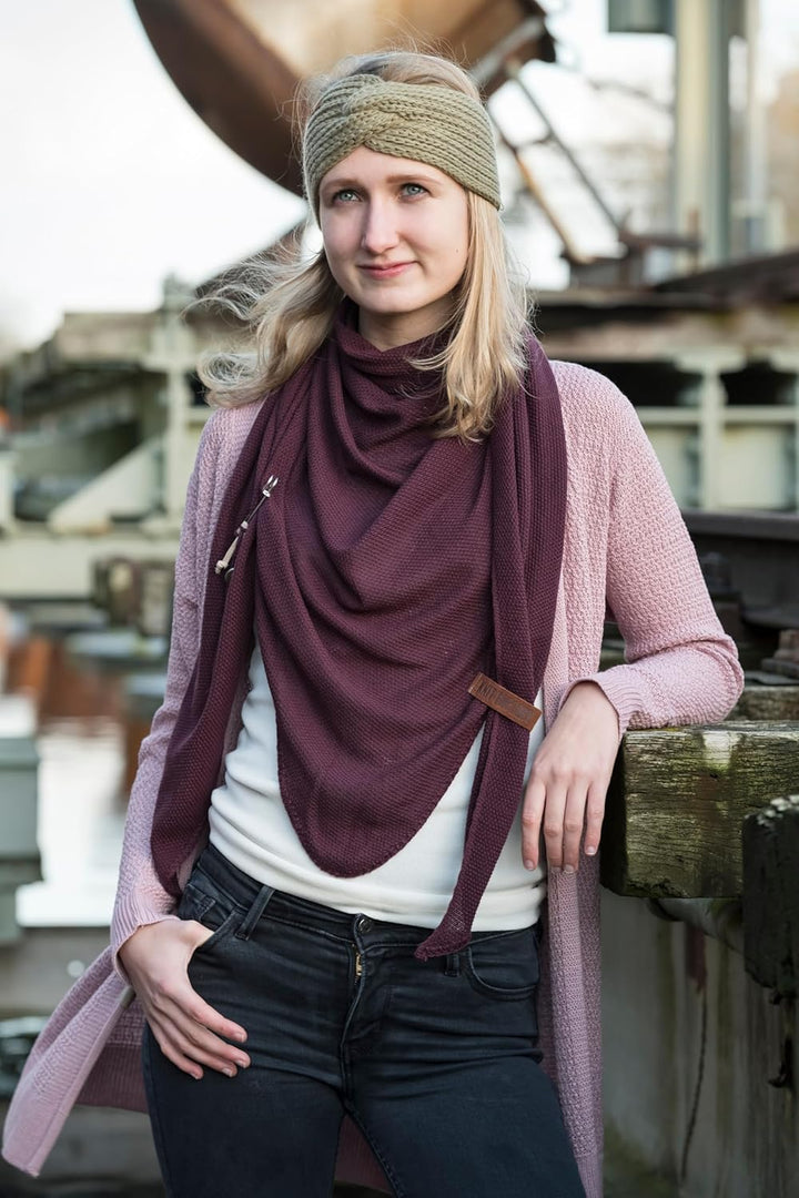 KNIT FACTORY - Lola Dreieckstuch - Fein Gestrickter Damen Schal - Tuch Schal - Für Frühling und Somm