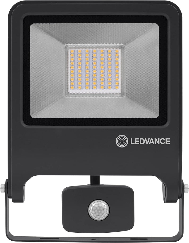 LEDVANCE LED Fluter, Leuchte für Aussenanwendungen, integrierter Bewegungssensor, Warmweiss, ENDURA