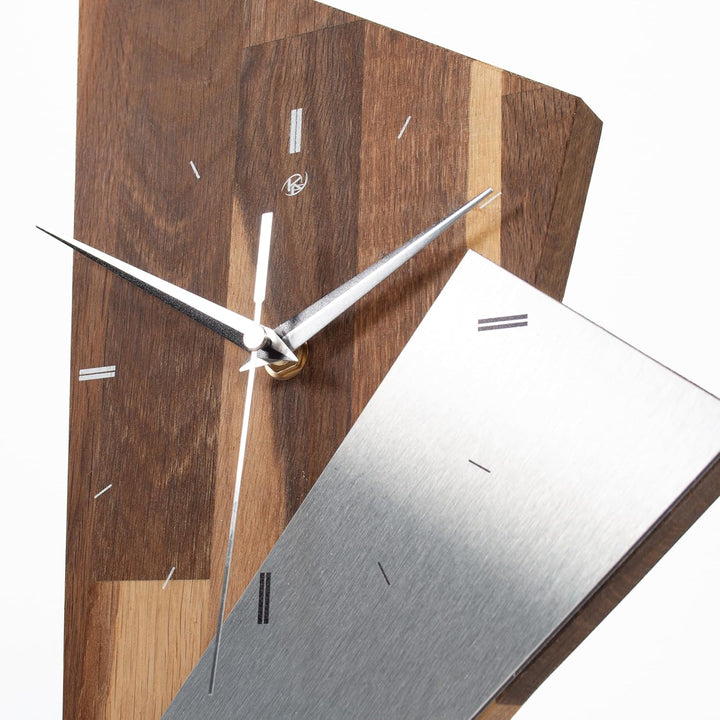 Kreative Feder Designer-Standuhr „Brown Square“ aus Massivholz – Tischuhr in modernem Metallic-Look