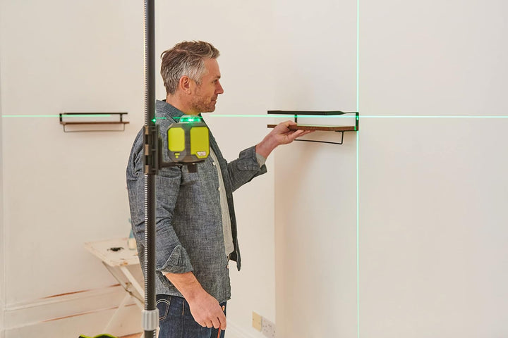 RYOBI batteriebetriebener 360˚ Laser RB360GLL (25 m, Selbstnivellierung 4°, Laserwellenlänge 520nm±