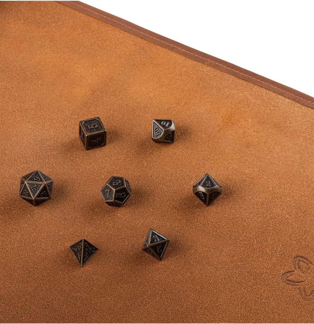 Melia Games RPG Würfelmatte zum Rollen inklusive Würfel Set - handgefertigte Würfelunterlage aus Ech