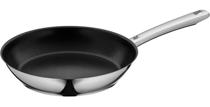 WMF Nordic Profi Bratpfanne 24 cm Induktion, Pfanne antihaftbeschichtet, backofengeeignet, tropffrei