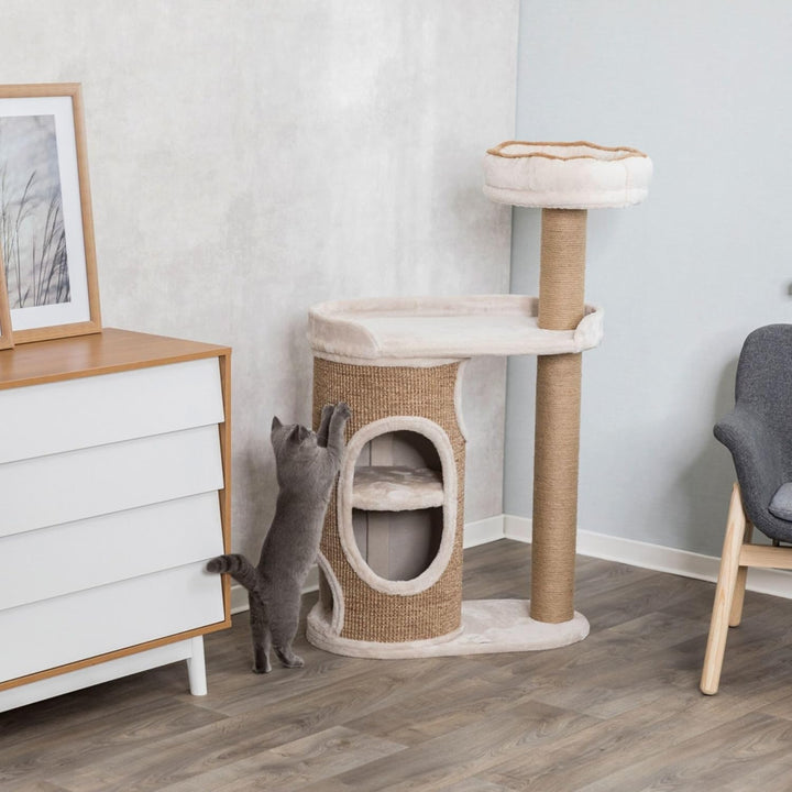 TRIXIE Kratzbaum Falco 117 cm in beige – moderner Katzenbaum mit gemütlichen Liegeflächen und einer