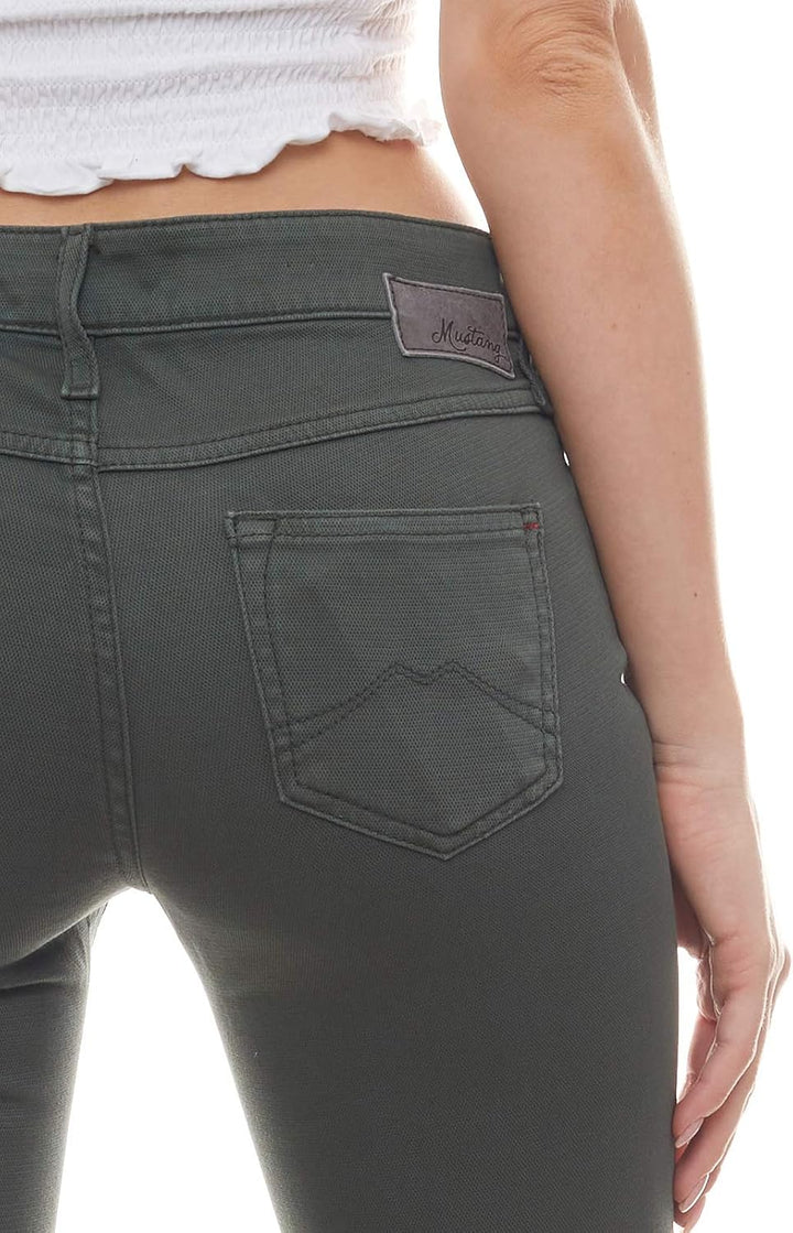 MUSTANG Damen Bermuda, Green (Castor Grey 4061)