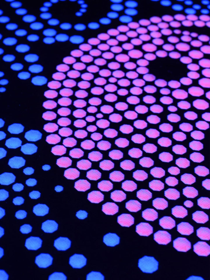 PSYWORK Schwarzlicht Stoffposter Neon | Crystal Ying Yang | 1,0 x 1,4m | UV-aktiv | fluoreszierend |
