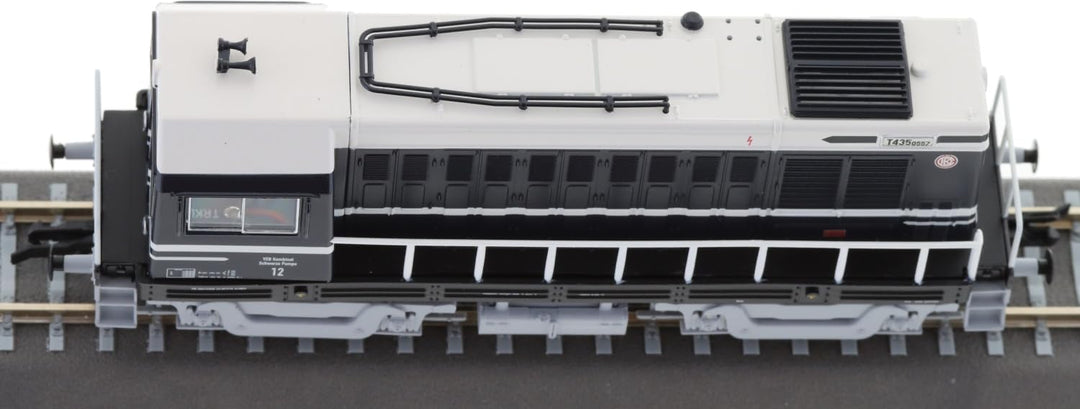 Tillig 02629 Diesellokomotive Reihe T435 des VEB Kombinat Schwarze Pumpe, Ep. III