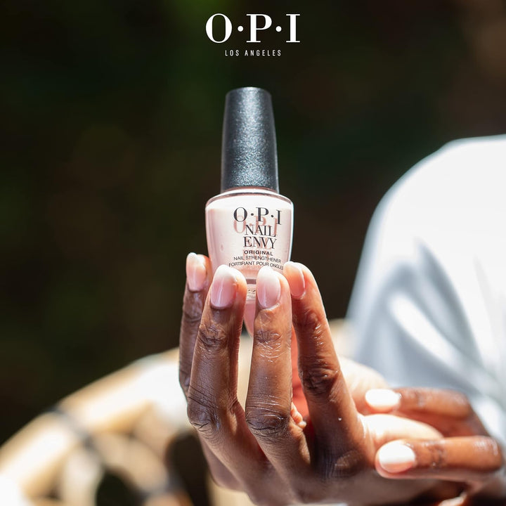 OPI Nail Envy Bubble Bath – Nagelhärter mit Calcium für schwache und brüchige Nägel – allein als Tre