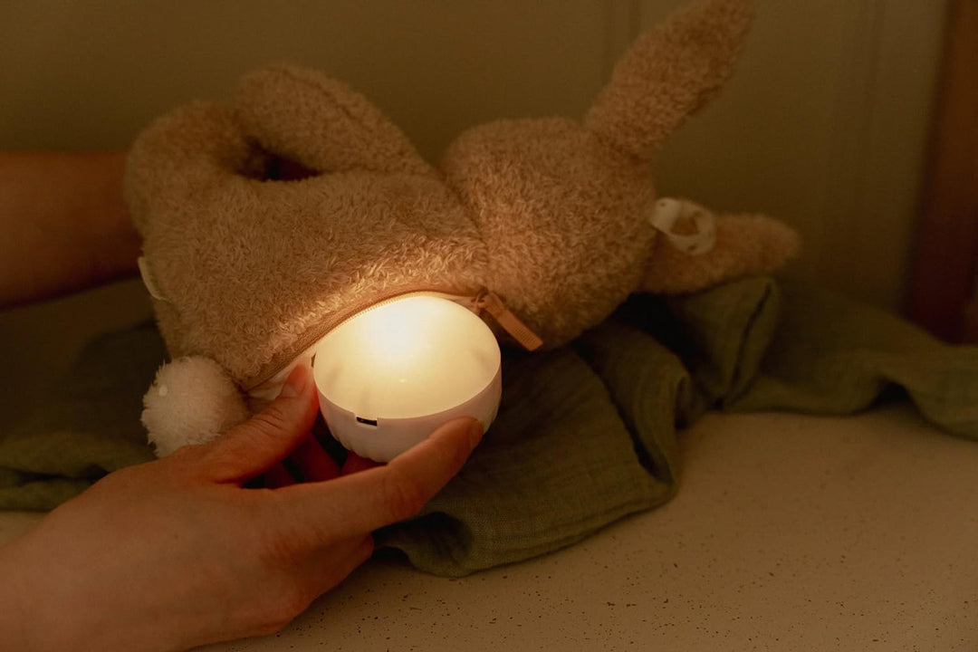 Little Dutch 8441 Kuscheltier mit Licht und Geräuschen Hase - Baby Bunny - Newborn Naturals beige