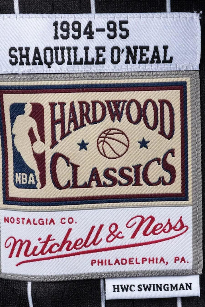 NBA Herren Swingman Jersey von Mitchell & Ness – Authentische Basketball Trikots im Retro Look – Vie