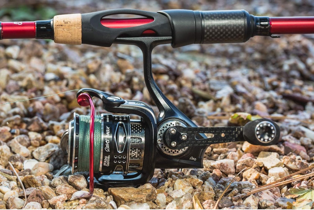 Abu Garcia Revo MGX Spinnrolle – 11 Kugellager, Carbon-Matrix-Bremse, Drop Shot Keeper – Zum Süsswas