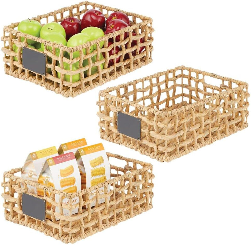 mDesign 3er-Set Aufbewahrungskorb für den Schrank oder das Regal – Flechtkorb aus Hyazinthe mit Besc