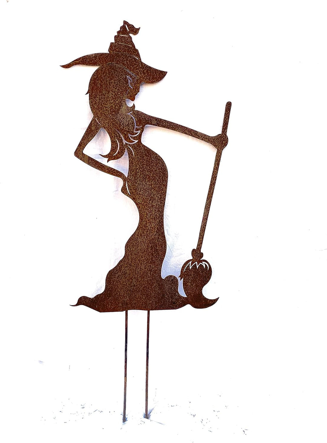 Gartenfigur Sexy Hexe stehend mit Besen gross 90x52cm Gartenstecker Edelrost Gartendeko Wetterfest R